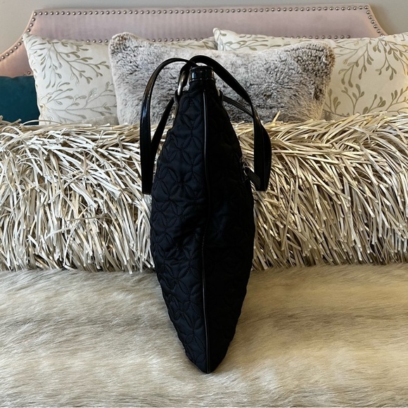 VERA BRADLEY Caviar City Light Tote Shoulder Handbag Black Quilted Microfiber - Picture 8 of 12